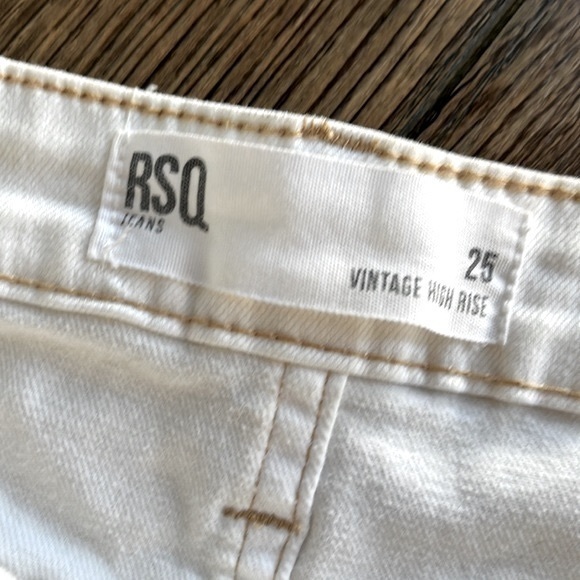 RSQ White Shorts 25 - Picture 6 of 9